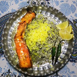 سبزی پلو با ماهی کبابی
